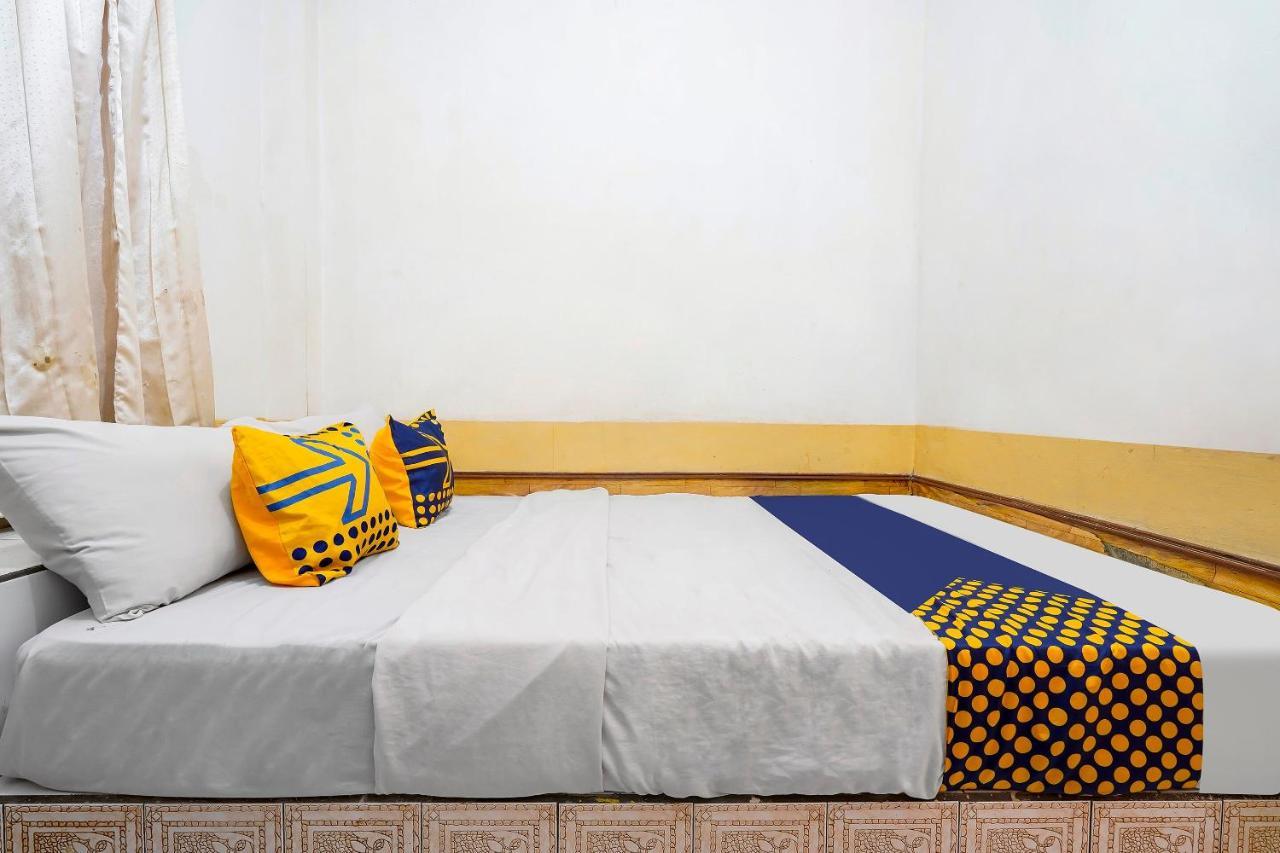 Spot On 91444 Hotel Arimbi Bandung Buitenkant foto